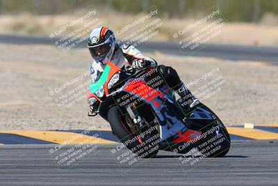 media/Feb-03-2024-SoCal Trackdays (Sat) [[767c60a41c]]/8-Turn 7 (1140am)/